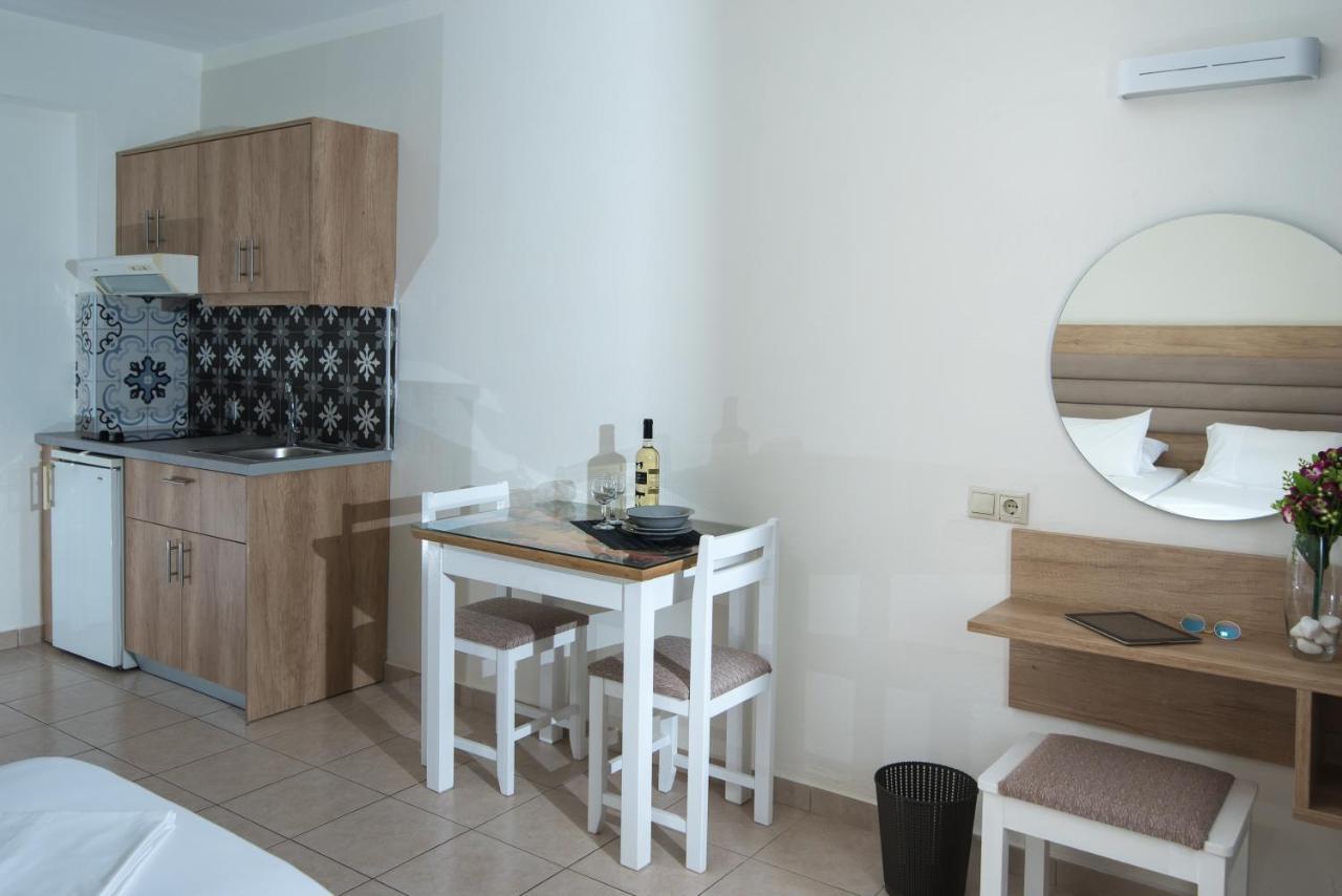Vagelis Apartments Malia Bagian luar foto