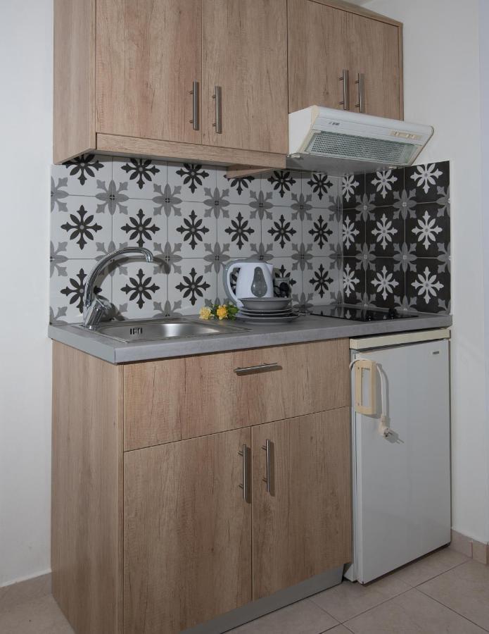 Vagelis Apartments Malia Bagian luar foto